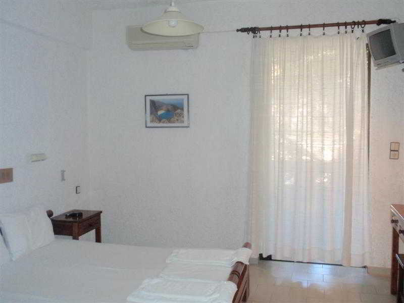 Fevro Hotel Agia Galini  Ngoại thất bức ảnh