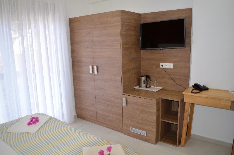 Fevro Hotel Agia Galini  Ngoại thất bức ảnh